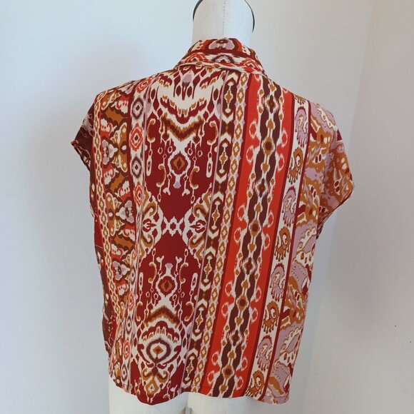 Cupcakes & Cashmere Top Ikat Aztec Print Short Sleeve Camp Shirt Womens Medium - Picture 8 of 15